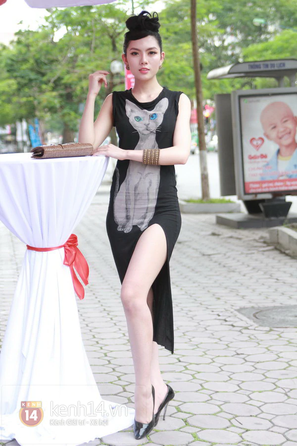 Hồ Ngọc H&agrave; l&egrave; lưỡi si&ecirc;u l&eacute;m lỉnh trong sự kiện 6