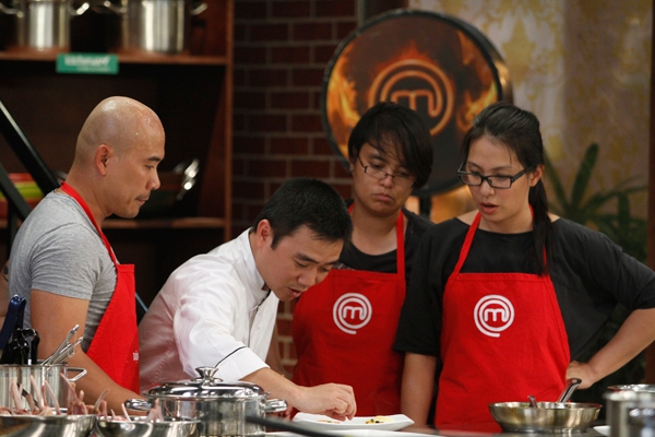 Dàn sao Việt bất ngờ trước tài năng các thí sinh "MasterChef" 4