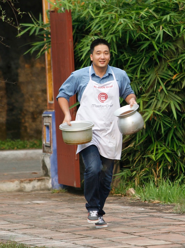 MasterChef tập 18: Nguy&ecirc;n Gi&aacute;p thất bại với m&oacute;n phở c&aacute; hồi 7