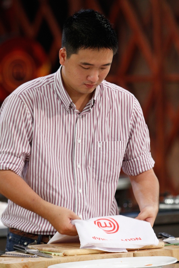 MasterChef tập 18: Nguy&ecirc;n Gi&aacute;p thất bại với m&oacute;n phở c&aacute; hồi 19