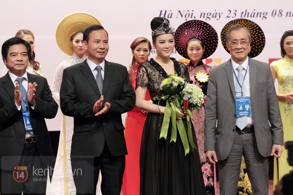5 người đẹp của showbiz Việt được thế giới ch&uacute; &yacute; 22