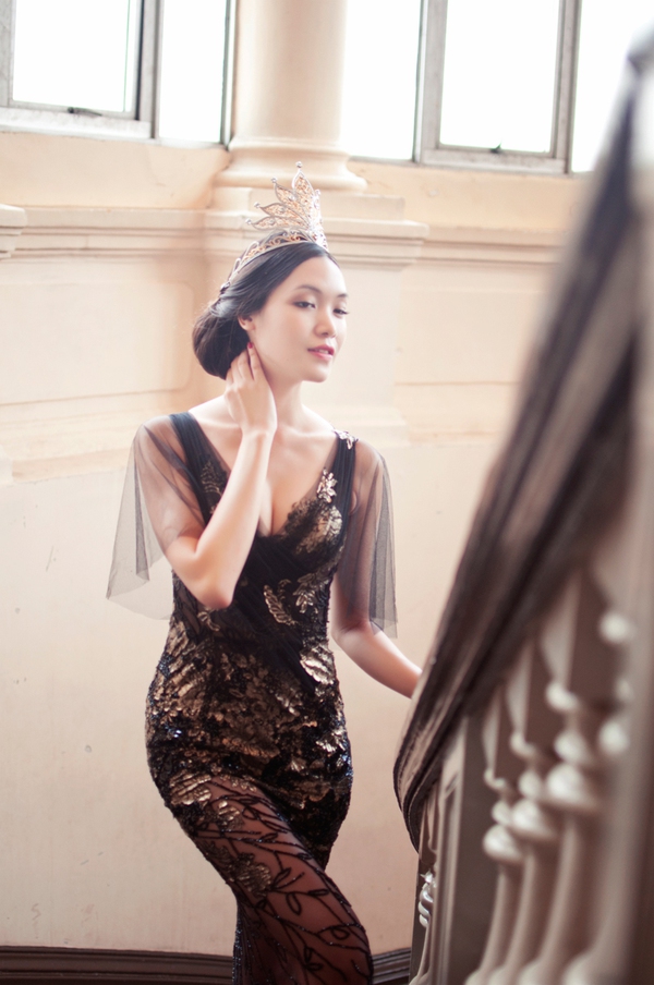 Hoa hậu Thùy Dung trễ nải khoe vòng một 3