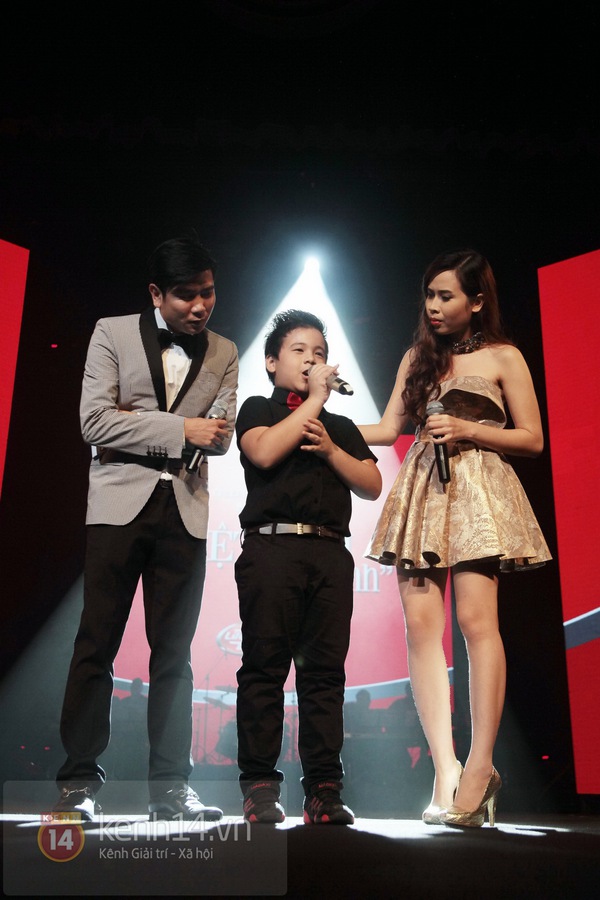 Khán giả Hà Nội vỡ òa cảm xúc cùng thí sinh The Voice Kids 16