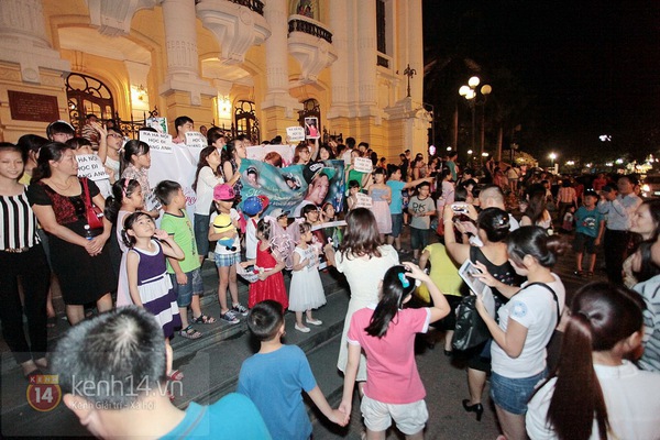 Fan Quang Anh và Phương Mỹ Chi gây "náo loạn" đêm diễn 3