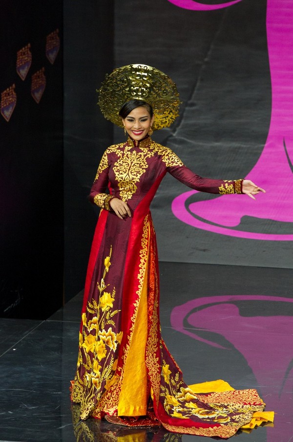 Vì sao Hoa hậu Việt mãi đứng "mấp mé" với thế giới? 7