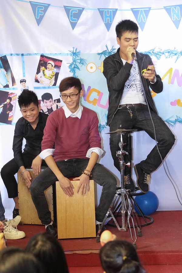 Quang Anh hội ngộ bạn bè trong "The Voice Kids" 9