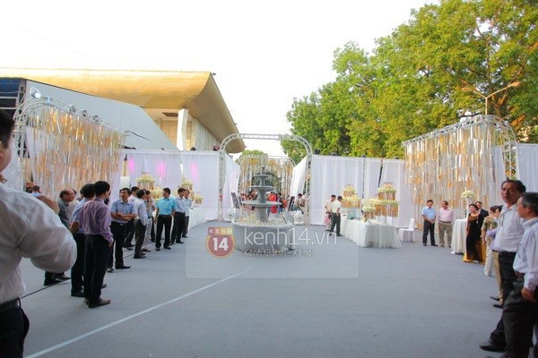 Tăm tia những đám cưới thú vị năm 2013 của sao Việt 51