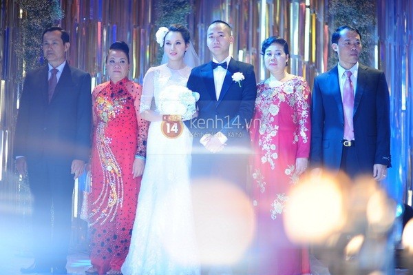 Tăm tia những đám cưới thú vị năm 2013 của sao Việt 53
