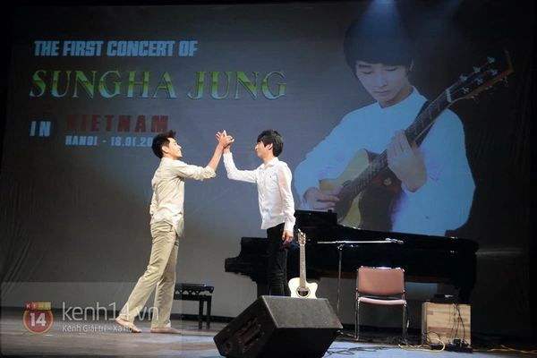 Văn Mai Hương xin được ôm "thần đồng guitar" Sungha Jung 8