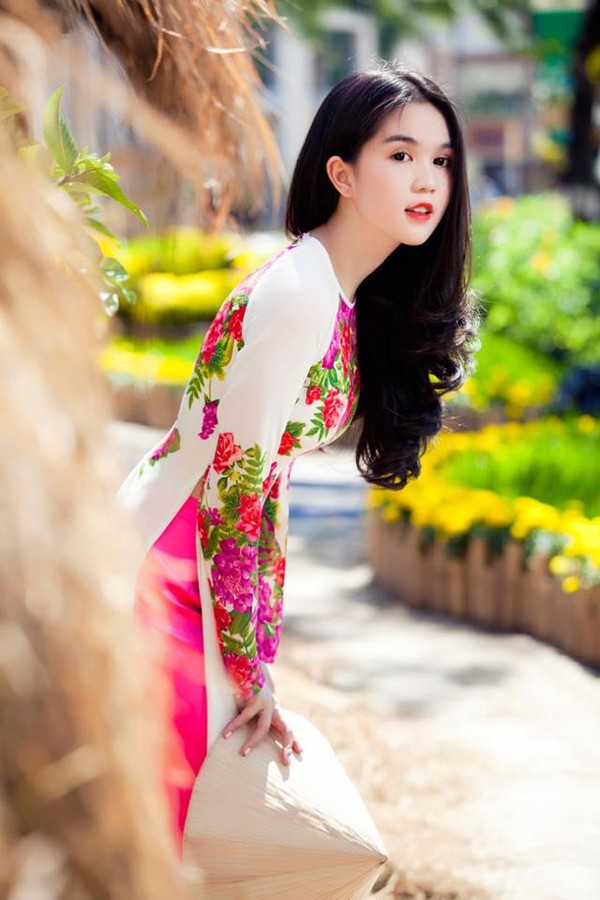 Clip: Dàn sao Việt rộn ràng đọc thơ chúc Tết 2014 8