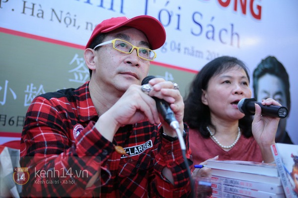"T&ocirc;n Ngộ Kh&ocirc;ng" Lục Tiểu Linh Đồng nhiệt t&igrave;nh, th&acirc;n thiện với kh&aacute;n giả Việt Nam 10