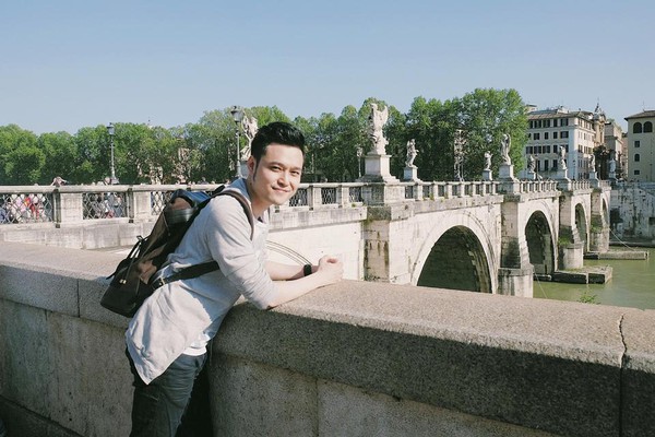 Bất ngờ với cuộc sống hiện tại của "Ho&agrave;ng tử sơn ca" Quang Vinh 24