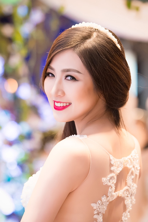 Cường đ&ocirc; la, Subeo ủng hộ Hồ Ngọc H&agrave; mặc &aacute;o cưới 16