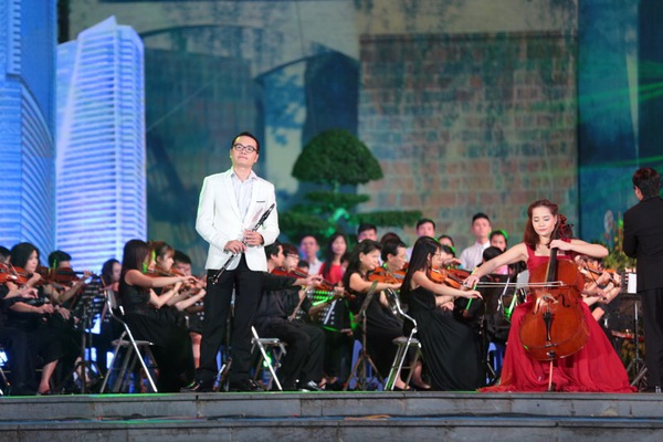Thanh Lam, Hồng Nhung thăng hoa trong đêm nhạc mừng 60 năm Hà Nội 7