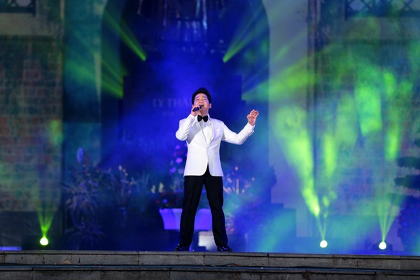 Thanh Lam, Hồng Nhung thăng hoa trong đêm nhạc mừng 60 năm Hà Nội 5