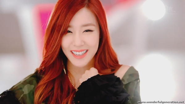 Học style make up của Yoona và Tiffany trong MV mới 1