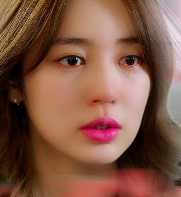 Make up đ&ocirc;i m&ocirc;i "hot pink" như Yoon Eun Hye 1