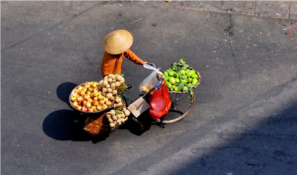 Ch&ugrave;m ảnh: Những chiếc xe đạp cũ "g&aacute;nh gồng" mưu sinh giữa phố phường H&agrave; Nội 6