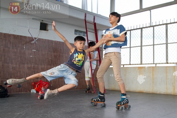 Gặp đội xiếc "nh&iacute;" mồ c&ocirc;i cực t&agrave;i năng của VN's Got Talent 7