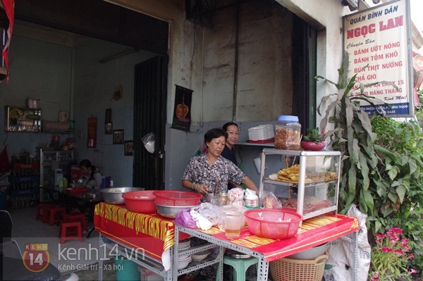 Sài Gòn: Đi ăn bánh ướt thịt ngon - rẻ - lâu đời 1