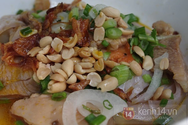Kh&aacute;m ph&aacute; khu phố m&igrave; Quảng ở quận G&ograve; Vấp 3