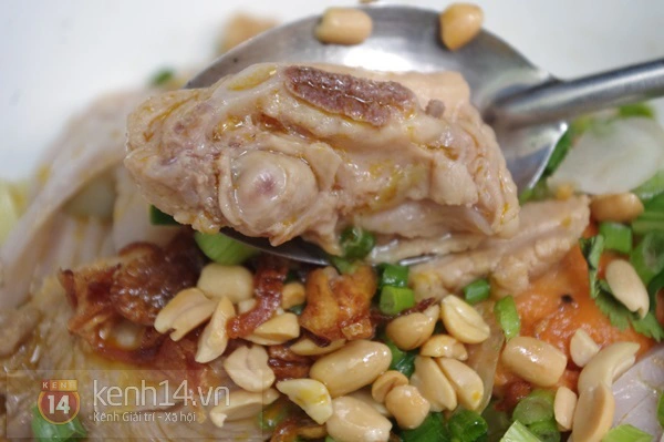 Kh&aacute;m ph&aacute; khu phố m&igrave; Quảng ở quận G&ograve; Vấp 6