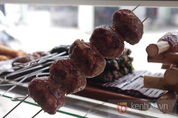 Đi ăn b&uacute;n thịt nướng - b&ograve; l&aacute; lốt ở quận B&igrave;nh Thạnh 7