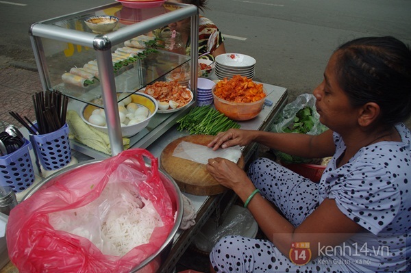 Sài Gòn: Đi ăn bún tôm xào vừa ngon vừa lạ của người Hồi giáo 1