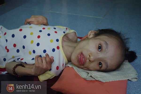 Thương cảm gia cảnh c&ocirc; sinh vi&ecirc;n 9X một m&igrave;nh đi l&agrave;m nu&ocirc;i cả nh&agrave; bệnh tật 3