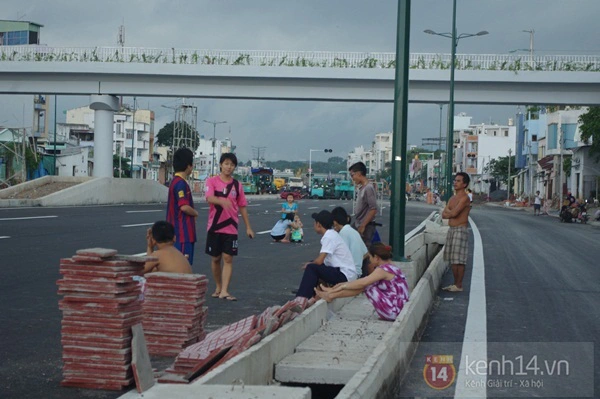 Cuộc sống của người dân trước ngày thông xe đường cao tốc Tân Sơn Nhất - Bình Lợi 6