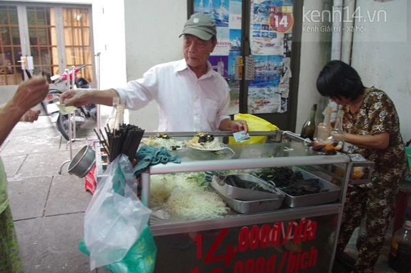 Khám phá hàng gỏi khô bò ngon và lâu năm nhất Sài Gòn 3