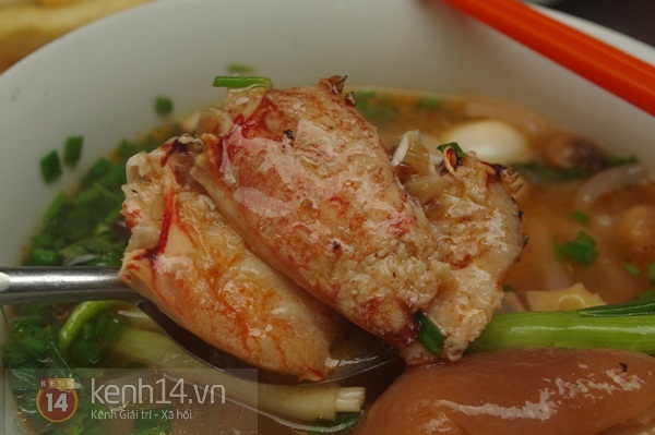 B&aacute;nh canh cua miền T&acirc;y với c&agrave;ng cua si&ecirc;u ngon ở S&agrave;i G&ograve;n 17