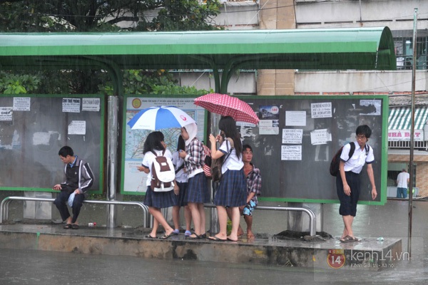 TP.HCM "ch&igrave;m" trong biển nước v&agrave;o s&aacute;ng 7/11 18