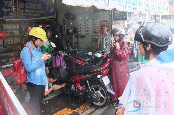 TP.HCM "ch&igrave;m" trong biển nước v&agrave;o s&aacute;ng 7/11 22