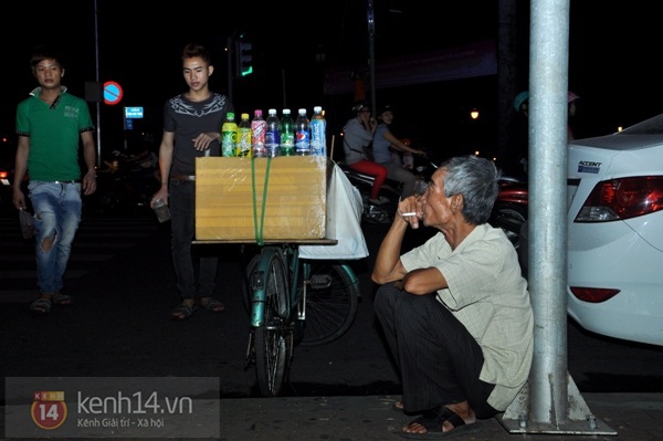 Những hình ảnh đối lập đáng suy ngẫm trong ngày lễ Tết 8