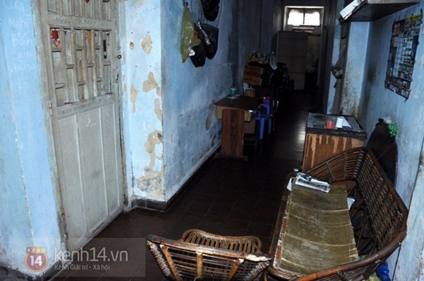 Cuộc sống nặng nề bên trong khu chung cư xập xệ nhất Sài Gòn 18