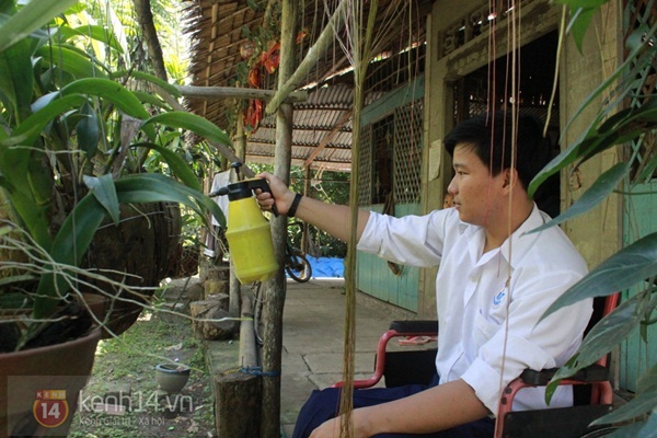 9 năm đương đầu với nghèo khó và bệnh tật của cậu học trò giỏi 6