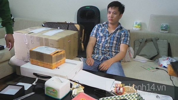 Bắt khẩn cấp nhóm hacker chuyên trộm tiền trong thẻ tín dụng 1 Bắt khẩn cấp nhóm hacker chuyên trộm tiền trong thẻ tín dụng 1
