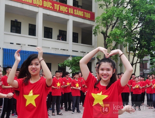 Hà Nội: Hơn 1.200 học sinh Phan Huy Chú xếp hình bản đồ biển đảo Việt Nam 11