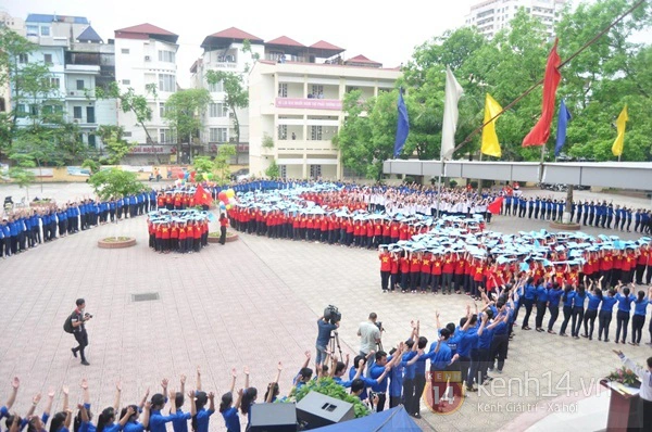 Hà Nội: Hơn 1.200 học sinh Phan Huy Chú xếp hình bản đồ biển đảo Việt Nam 5