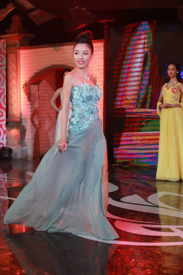 Ngất ngây nhan sắc 20 mỹ nhân đầu tiên vào chung kết Hoa hậu Việt Nam 31