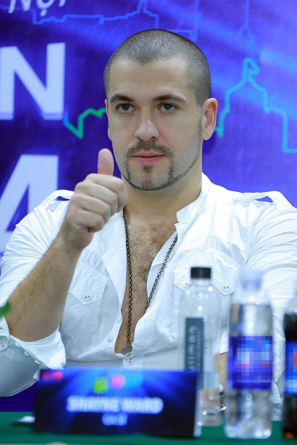 Shayne Ward sợ mỗi lần sang đường ở Việt Nam 5