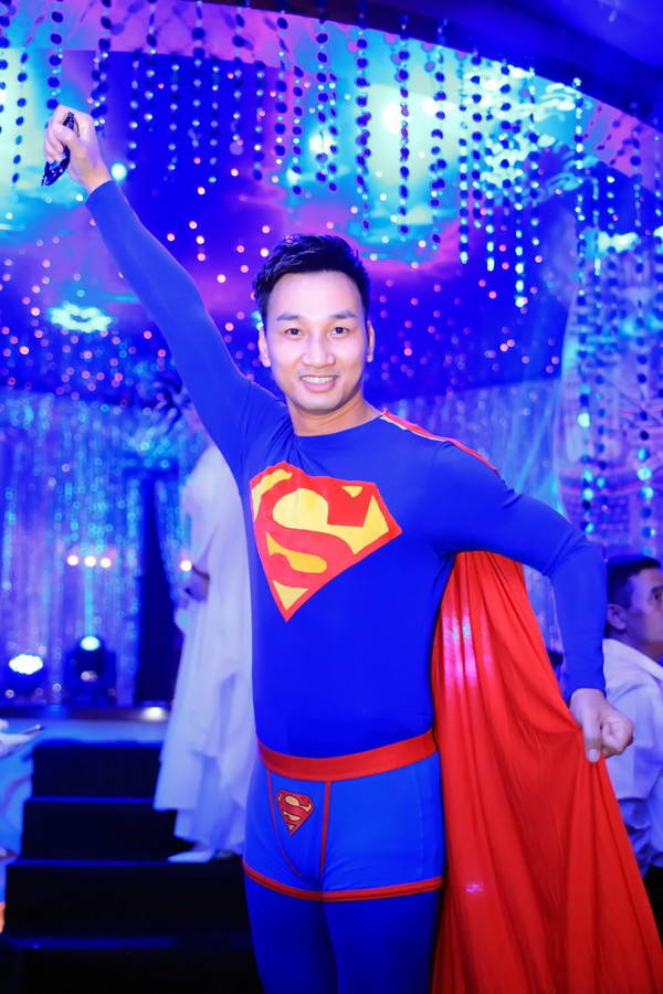 Dàn sao Việt quậy tưng bừng đêm hội Halloween 1