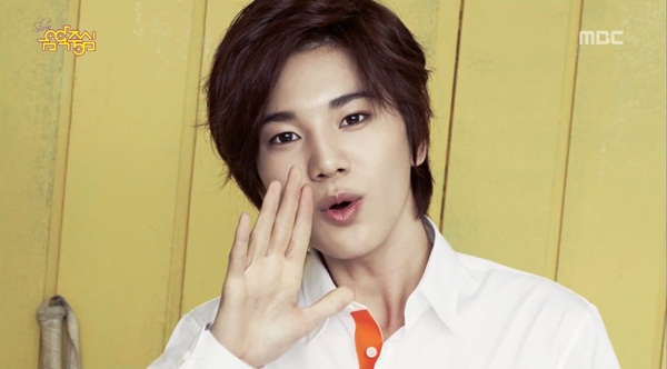 INFINITE cực điển trai trong loạt clip "nh&aacute; h&agrave;ng" 2