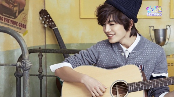 INFINITE cực điển trai trong loạt clip "nh&aacute; h&agrave;ng" 3