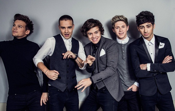 One Direction tập hát trên nền... tiếng la hét của fan nữ 1