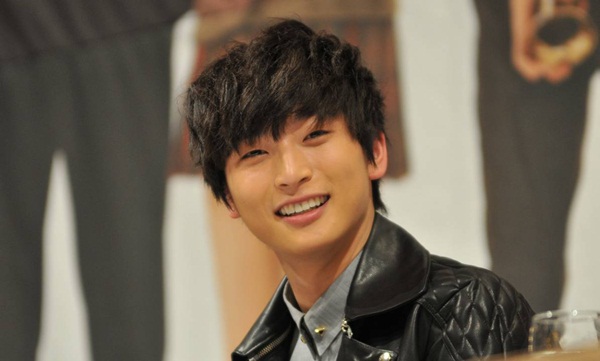 Jinwoon từng suýt bị loại khỏi 2AM 2