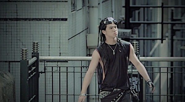 "Trai đẹp" đổ bộ trong loạt MV mới toanh của sao Kpop 5