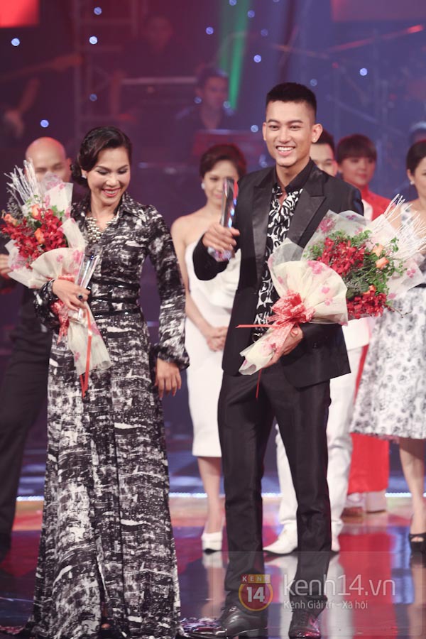 Dương Triệu Vũ - Thanh Thúy đăng quang "Cặp đôi hoàn hảo 2013" 29