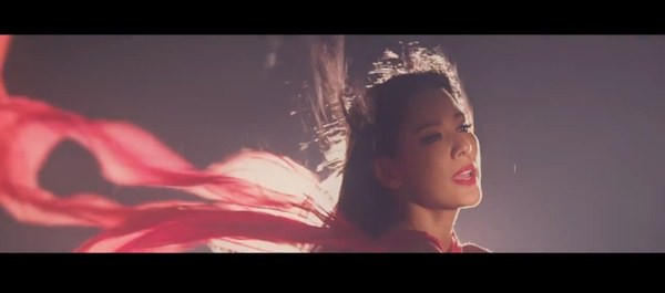 Lee Hyori đẹp khó cưỡng trong MV mới toanh 5